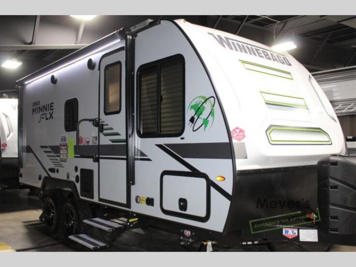 Thumbnail Photo undefined for New 2022 Winnebago Micro Minnie 2100BH